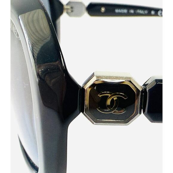 Chanel Sunglasses Women's Oversized Round Frames Navy Gold CC Sides Original Box - Picture 4 of 8